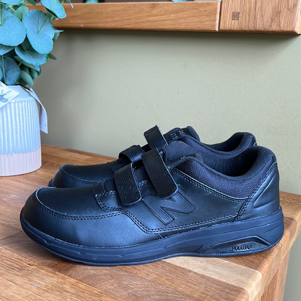 New Balance 813 Men’s Black Sneakers Size 10.5
